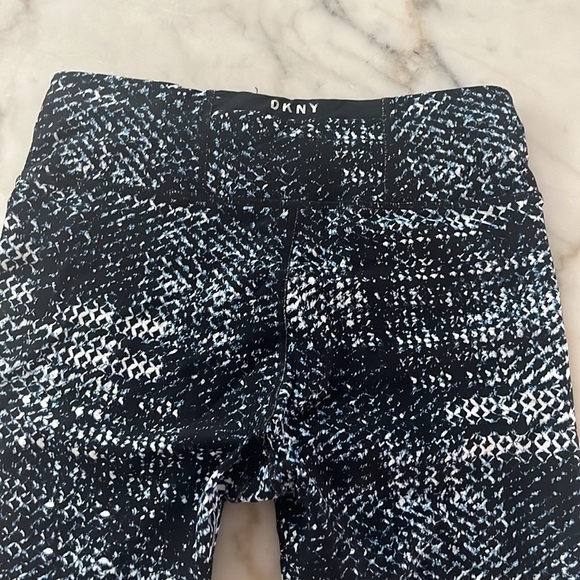 Dkny Sport Abstract Print Zippers Sides Leggings Blue Black Size XS - Picture 5 of 9